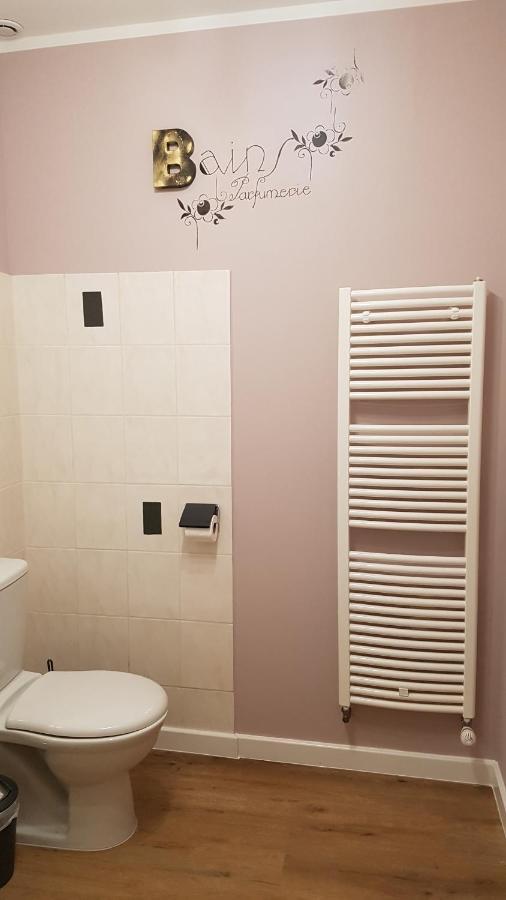 Chambres D'Hotes Du Tilleul Nanteuil-en-Vallee Bagian luar foto